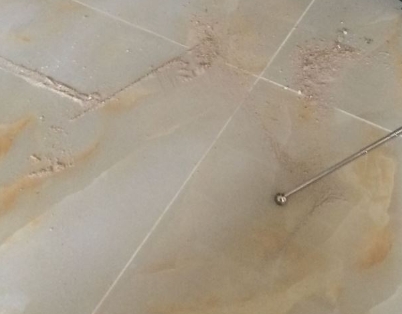 南江瓷砖空鼓维修公司分享粘合剂选择不当在瓷砖铺贴过程中可能导致以下问题