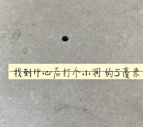 南江瓷砖空鼓维修公司专业解答在瓷砖铺贴过程中，如果砂料搅拌不均匀，将会带来以下问题